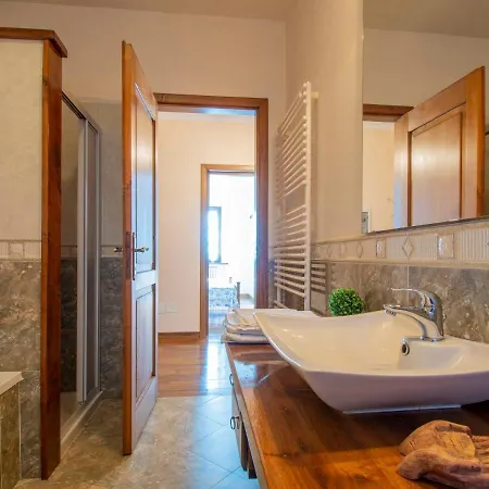 Apartment Il Girasole By Interhome